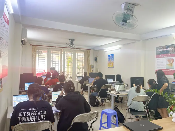 Lớp kế toán thực hành trên máy tính
