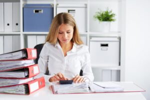 Kiểm tra, hoàn thiện toàn bộ hệ thống kế toán doanh nghiệp và tư vấn điều chỉnh bổ sung cần thiết
