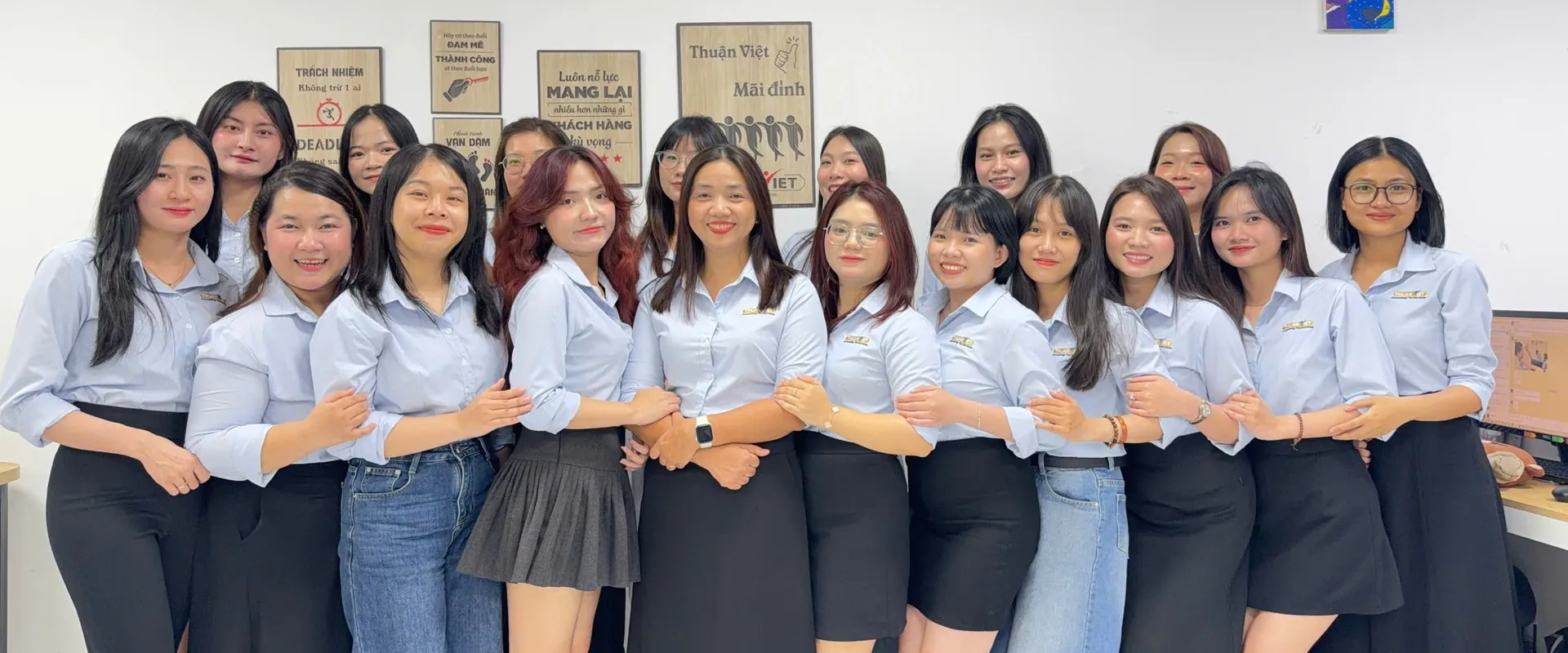 Đội ngũ nhân sự Kế Toán Thuận Việt